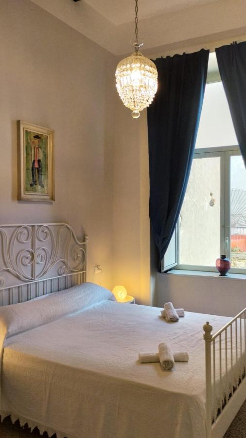 B&B Palazzo Carafa Di Montorio Naples Exterior photo