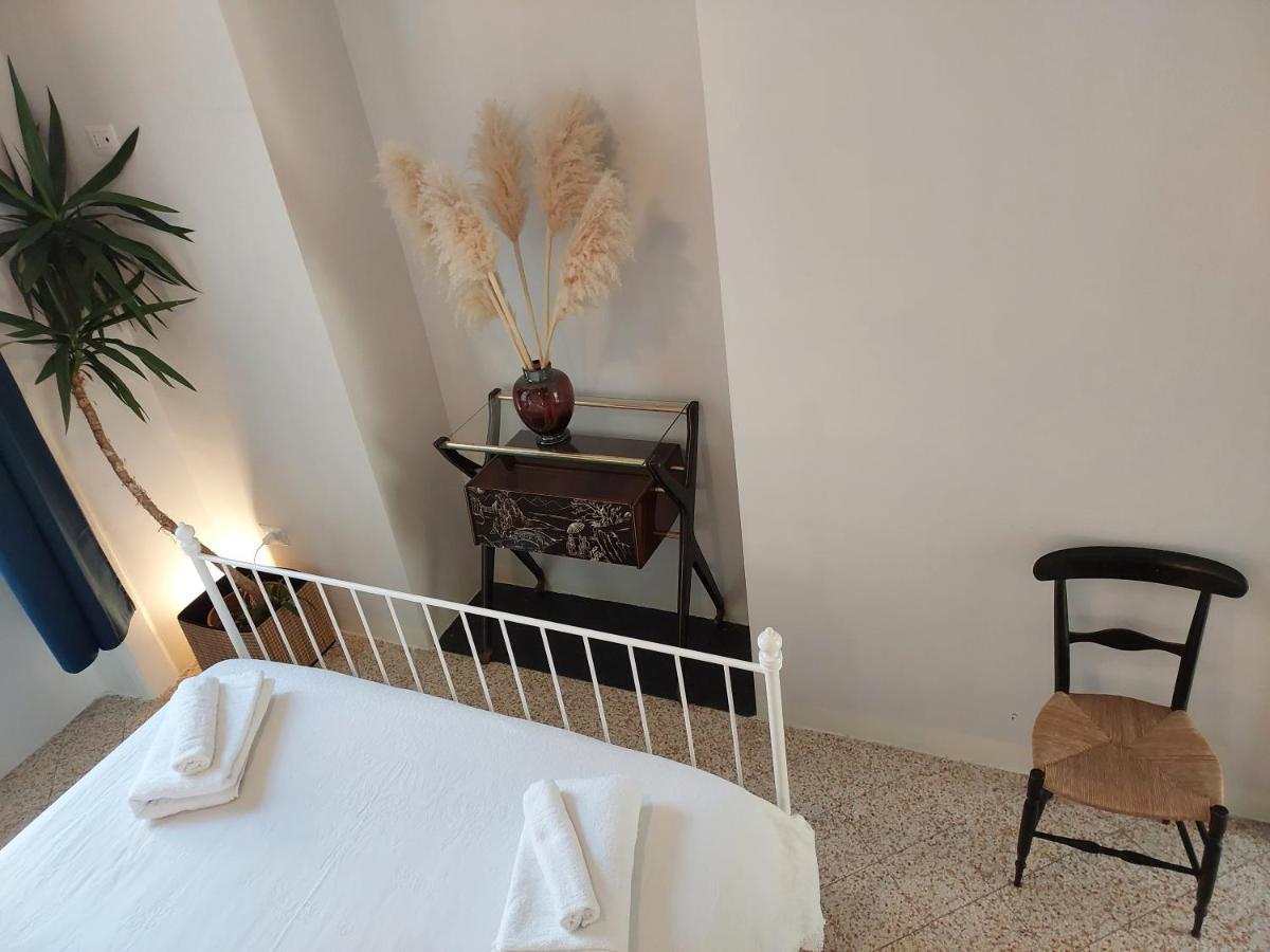 B&B Palazzo Carafa Di Montorio Naples Exterior photo