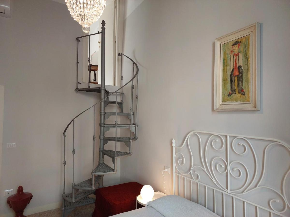 B&B Palazzo Carafa Di Montorio Naples Exterior photo